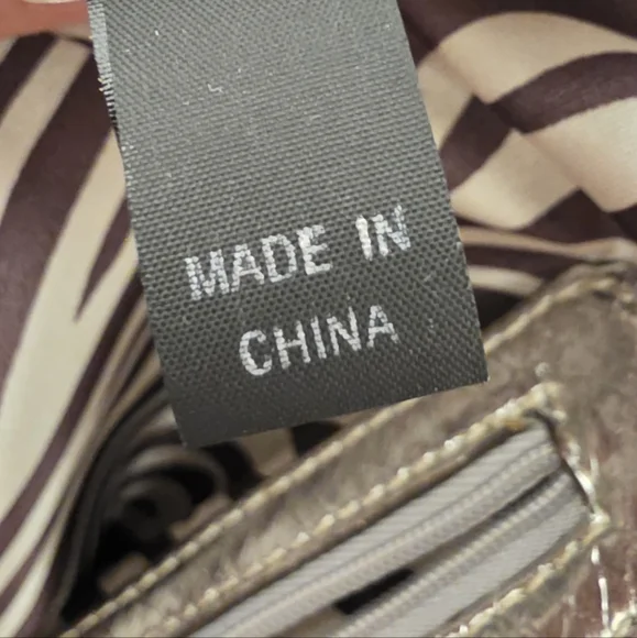 Guess Metallic Straw Tote Bag with Silver Faux Leather Trim & Scarf | Y2K - Picture 13 of 13